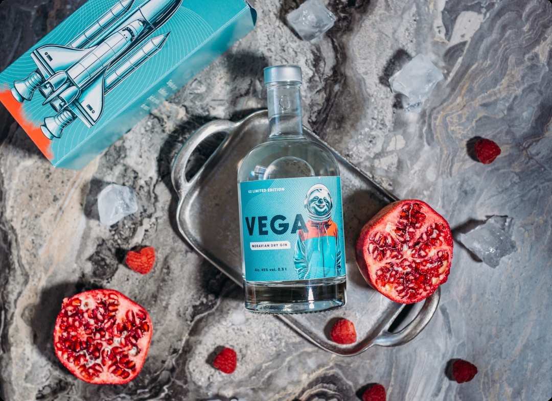 K2 Vega Gin s granátovým jablkem